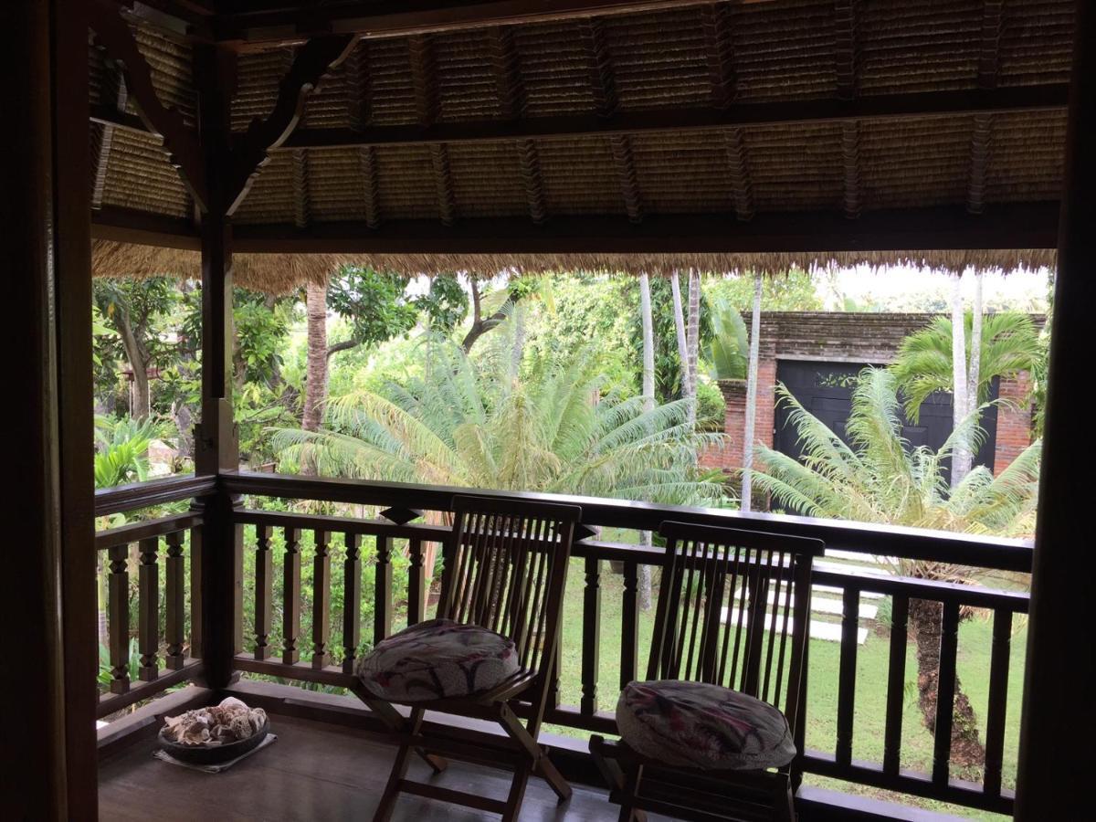 Bed and Breakfast Singko Lovina Exterior foto