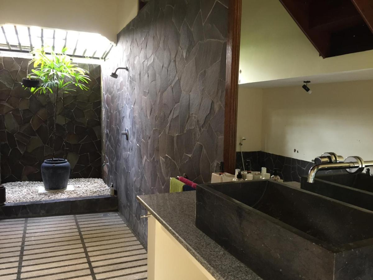 Bed and Breakfast Singko Lovina Exterior foto